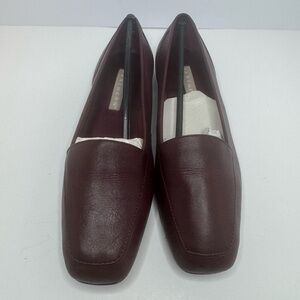 Partners Lea Berry Leather Loafers Size 5.5M
